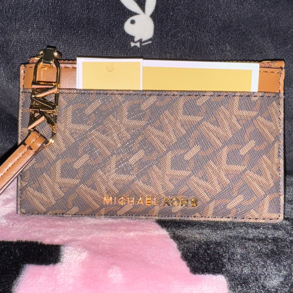 MK wallet 🤎